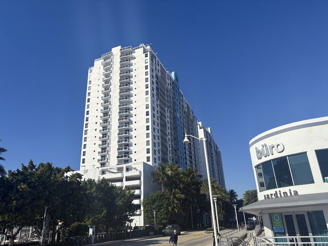 Sunset Harbor South Condo photo 2